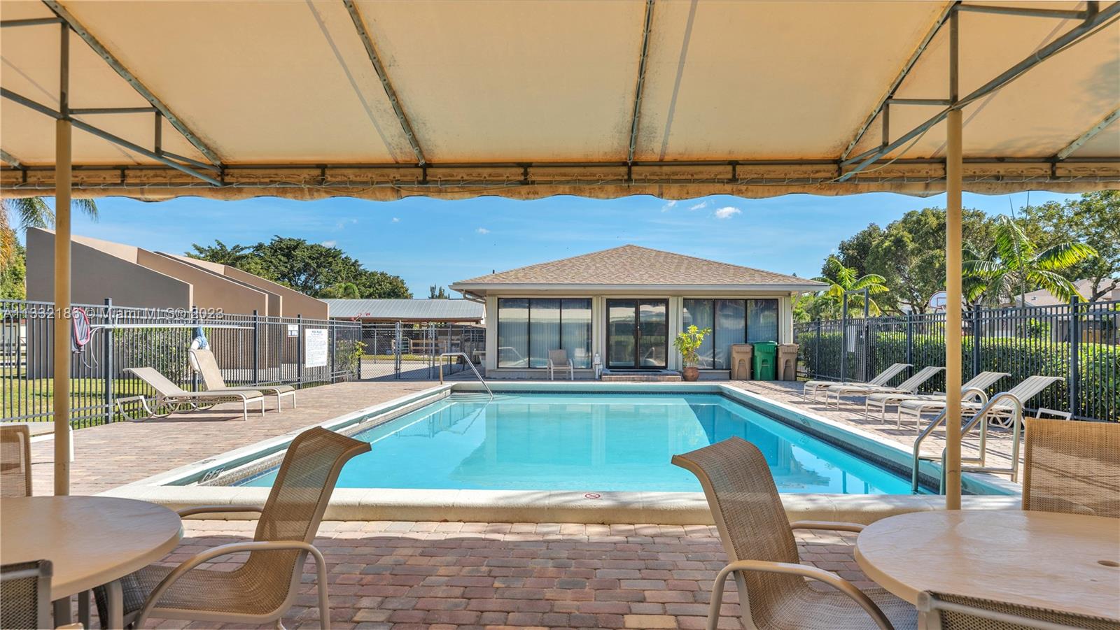 SADDLE-UP PLAT - Residential