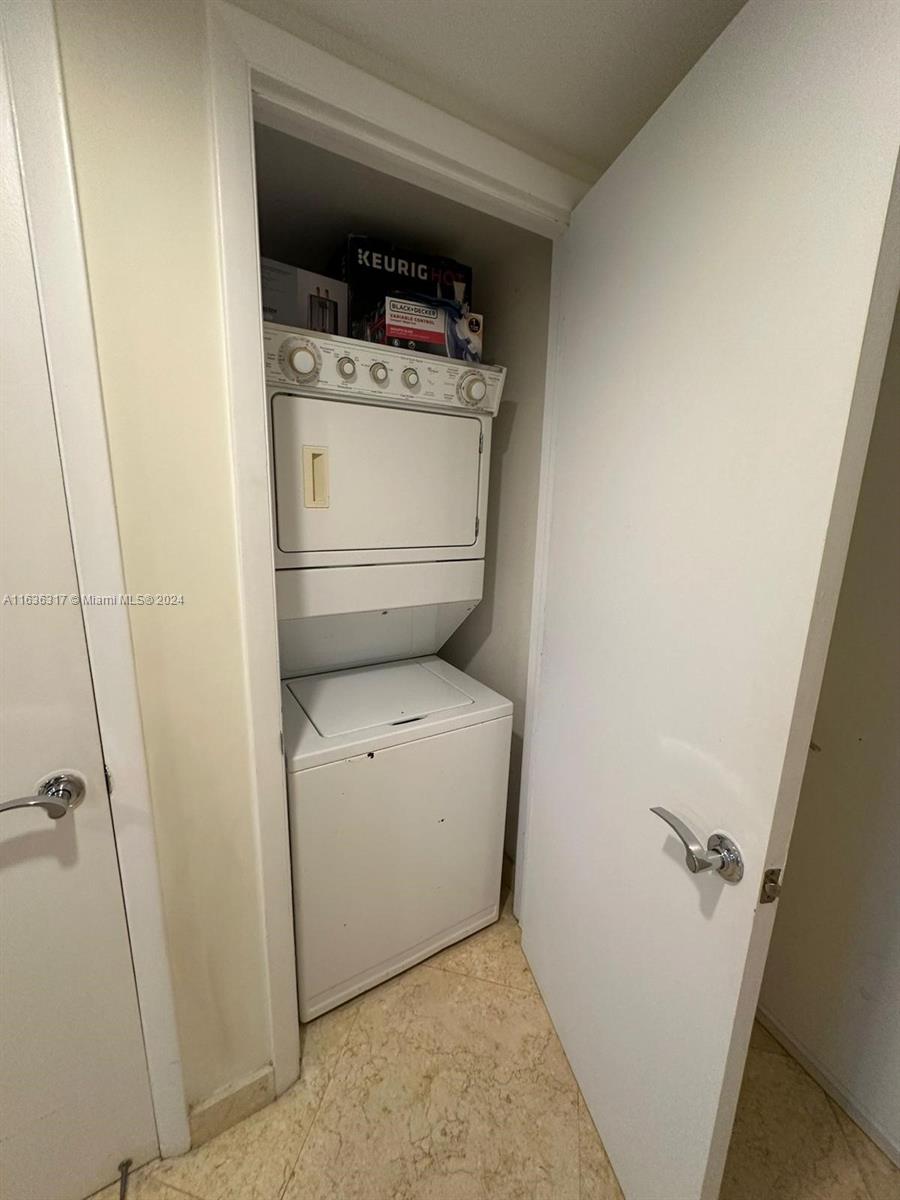 BEACH CLUB THREE CONDO - Residential Lease