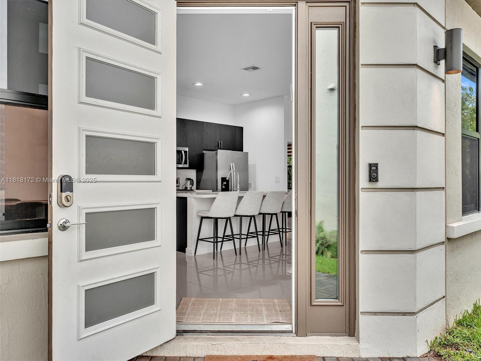 WHISPERING OAKS - Residential