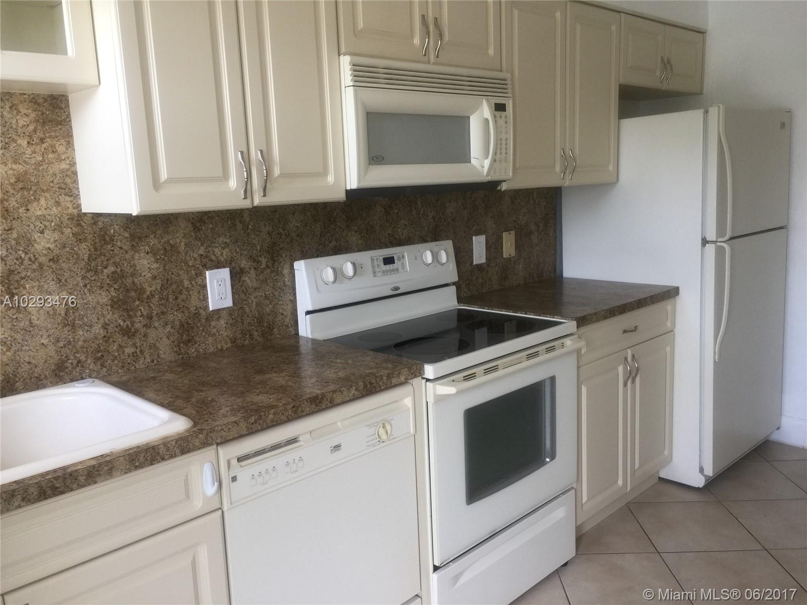 Coral Ridge Country Club - Residential Lease