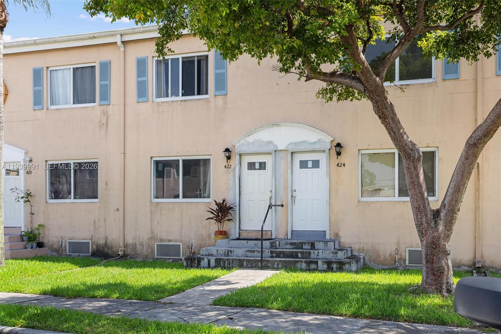 SUNSET PALM VILLAS CONDO - Residential