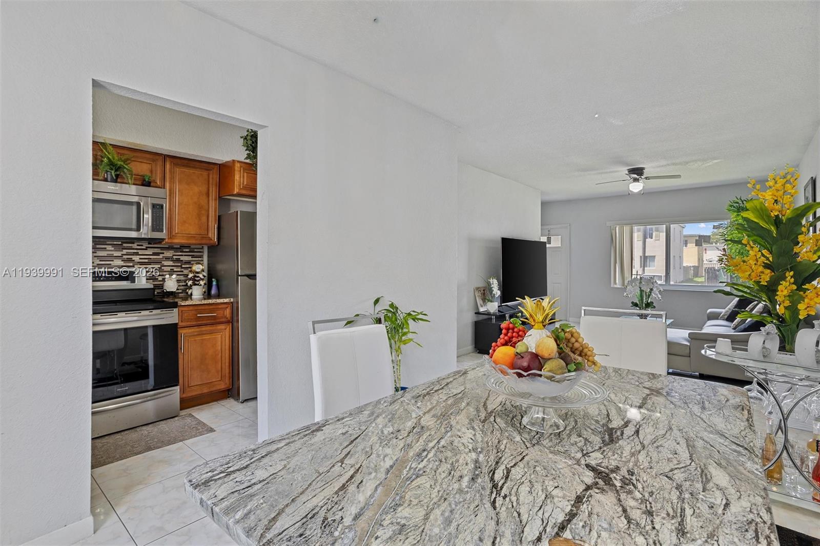 SUNSET PALM VILLAS CONDO - Residential