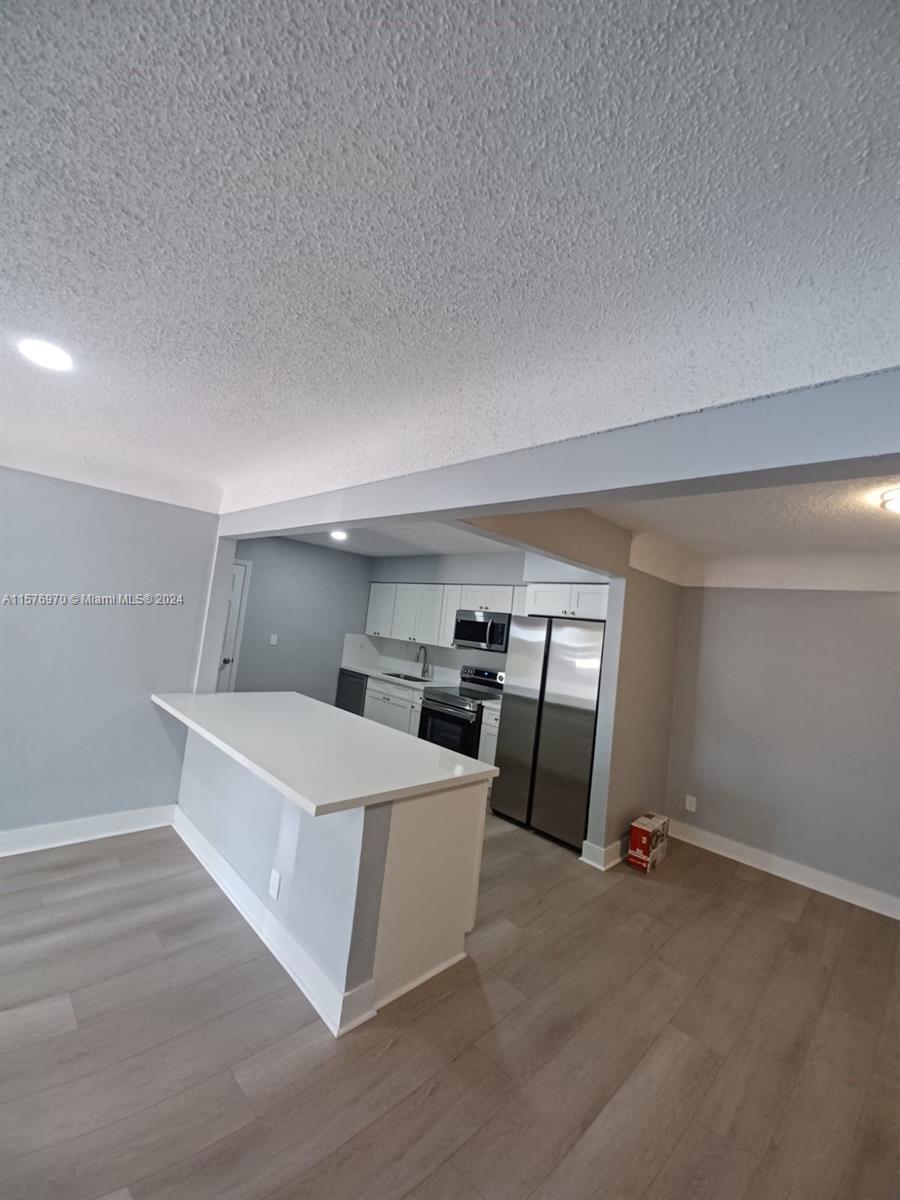 GOLDEN HEIGHTS HOMES - Residential Lease
