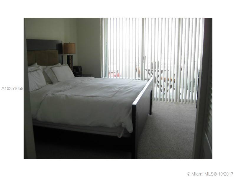 SOUTH POINTE TOWERS CONDO - Residential Lease