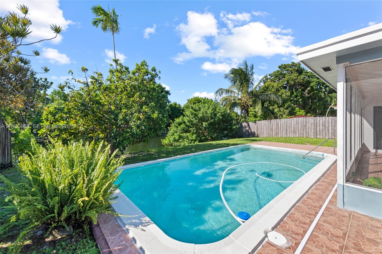 SUNRISE GOLF VILLAGE FIRS - Residential Lease