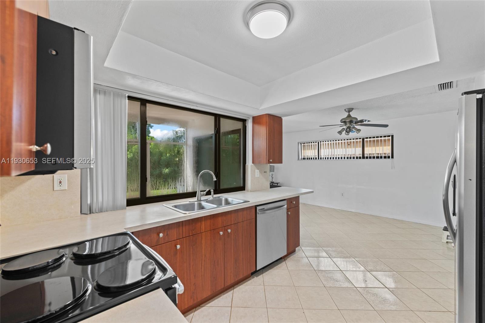 SUNRISE GOLF VILLAGE FIRS - Residential Lease