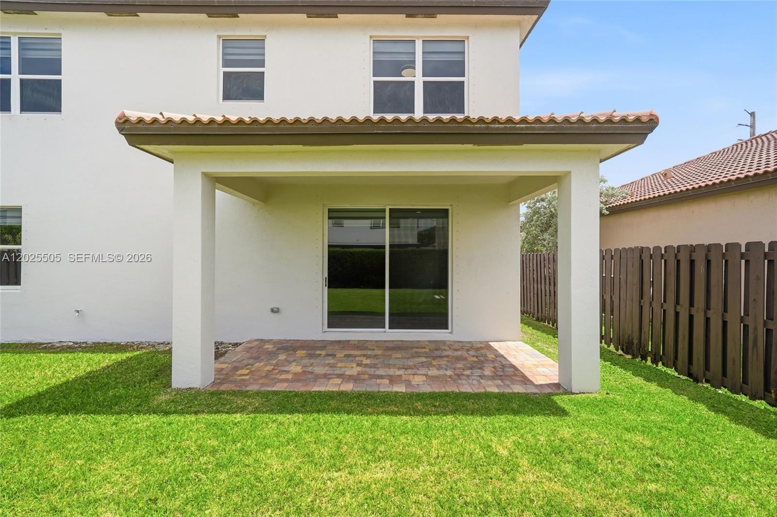 COUNTRY GARDENS SOUTH - Residential