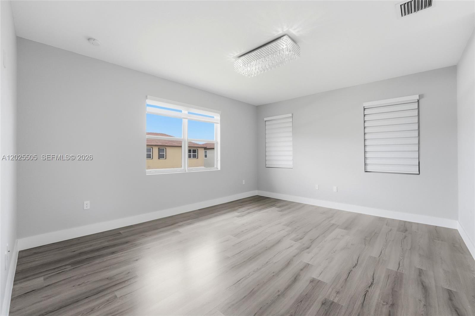 COUNTRY GARDENS SOUTH - Residential