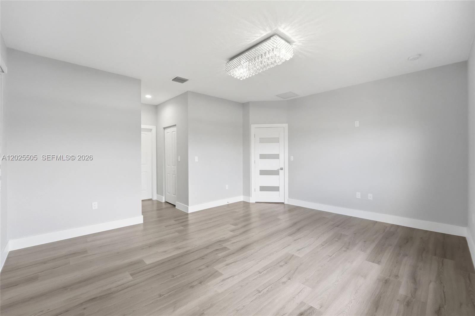 COUNTRY GARDENS SOUTH - Residential