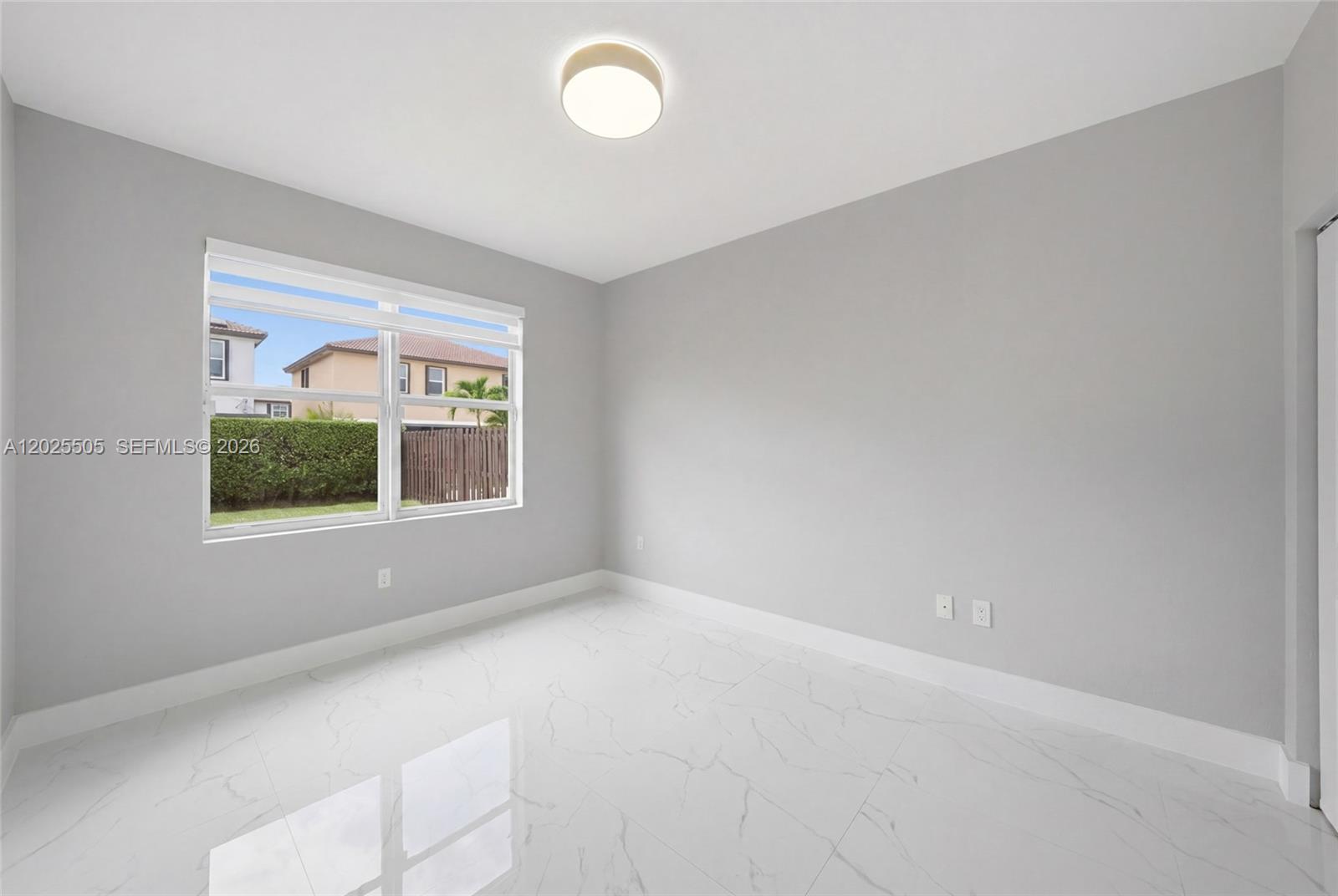COUNTRY GARDENS SOUTH - Residential