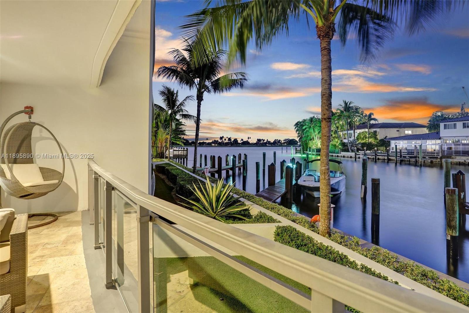 9400 W Bay Harbor Dr 103