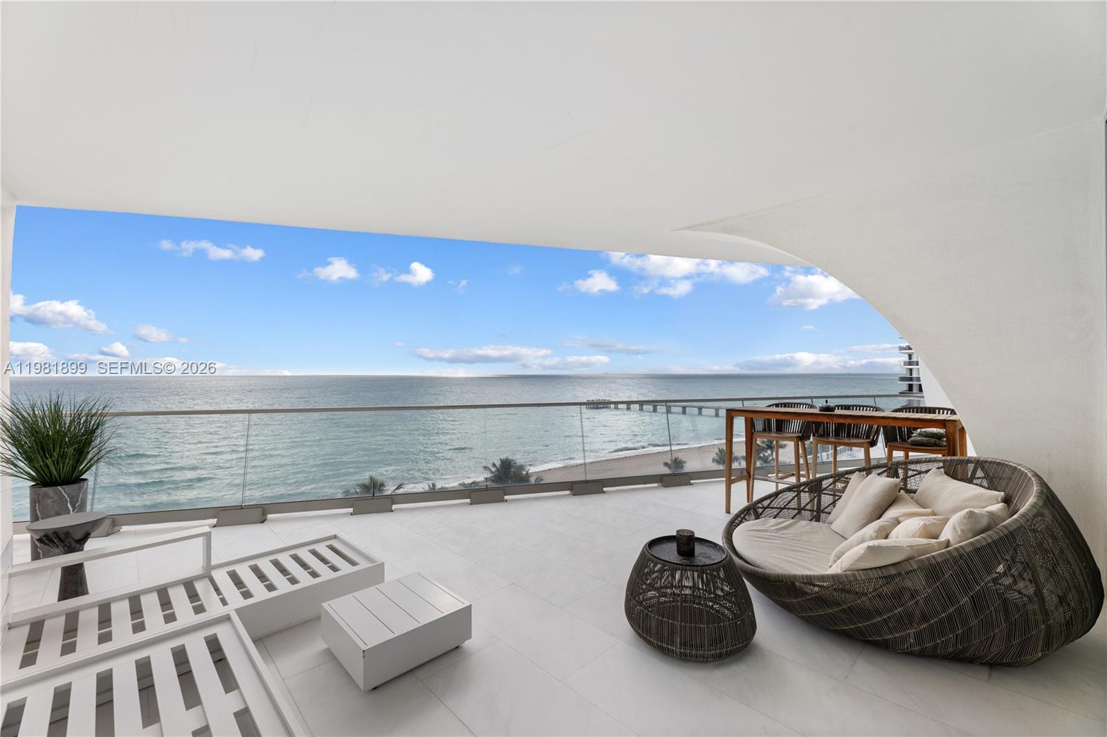 16901 Collins Ave 802