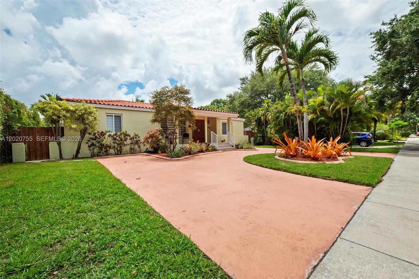 REV PL OF COUNTRY CLUB ES - Residential
