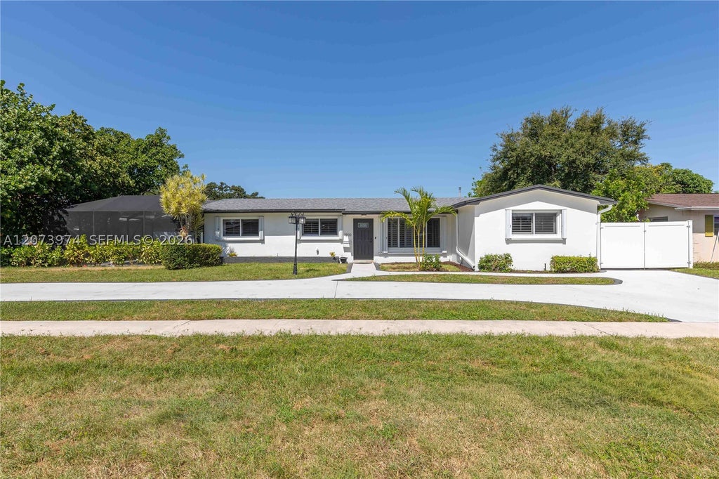 Photo of 1900 NW 82nd Ter, Pembroke Pines, FL 33024 (MLS # A12073974)