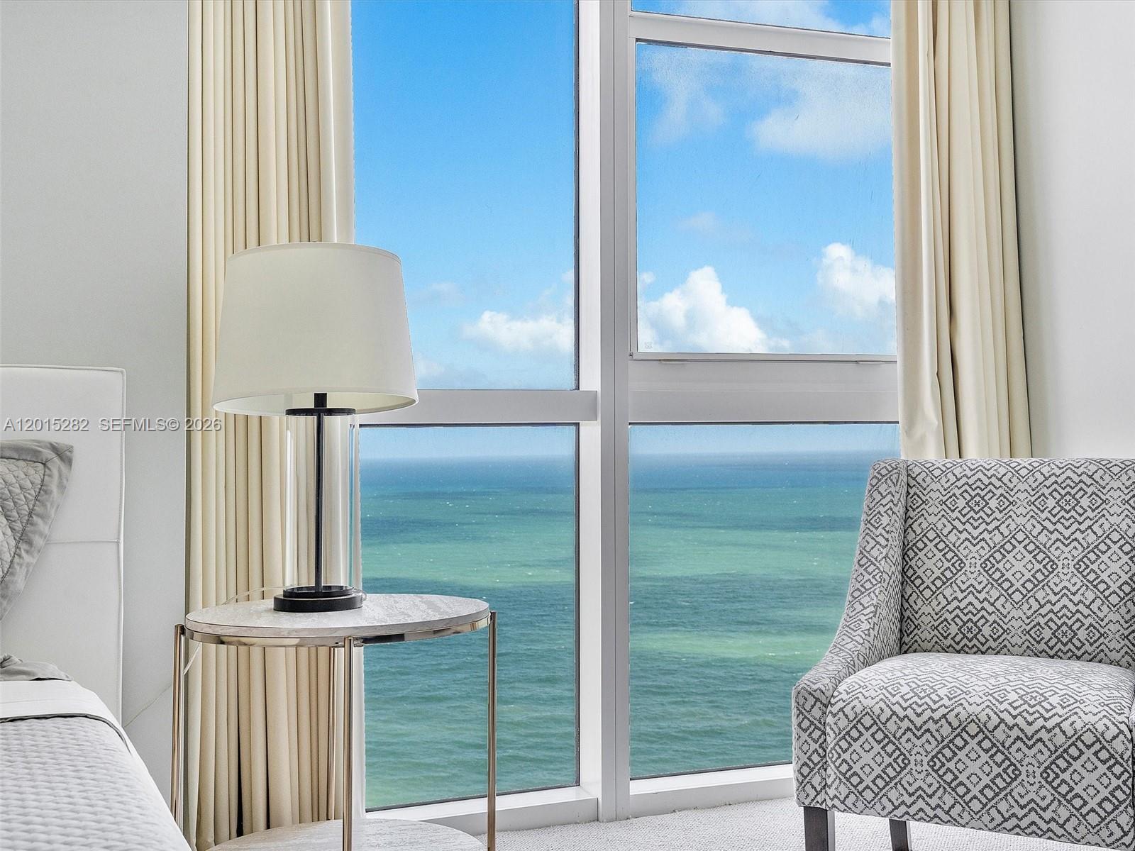 TRUMP ROYALE CONDO - Residential
