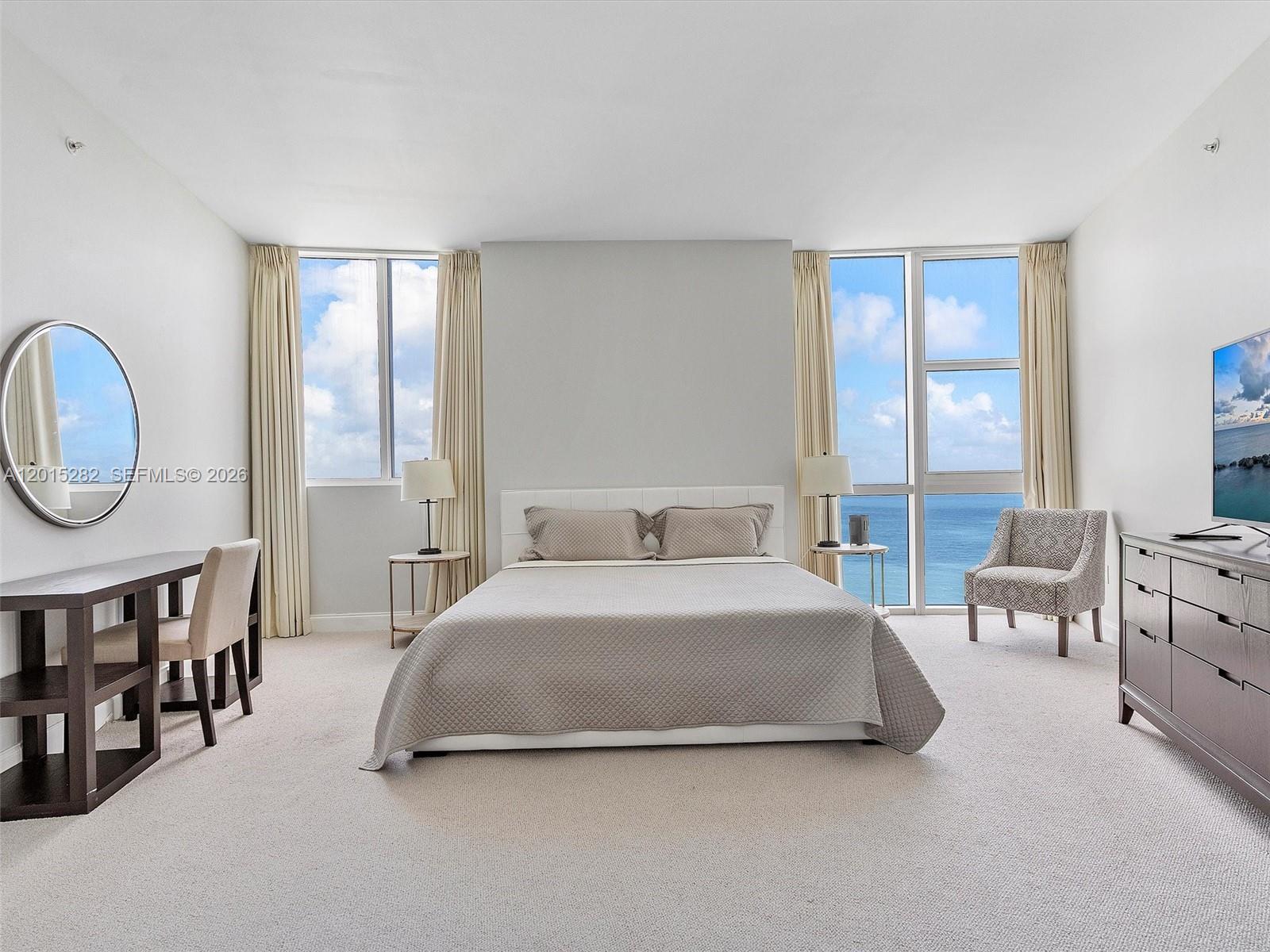 TRUMP ROYALE CONDO - Residential