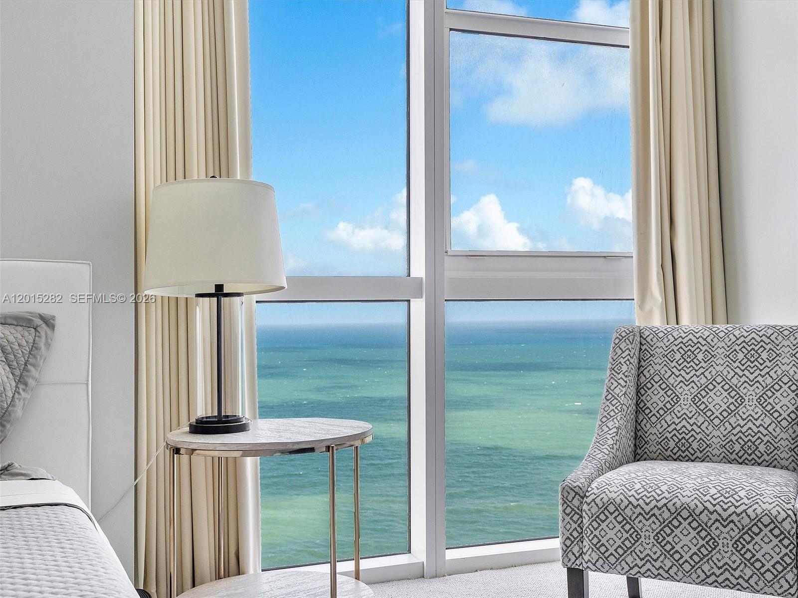 TRUMP ROYALE CONDO - Residential