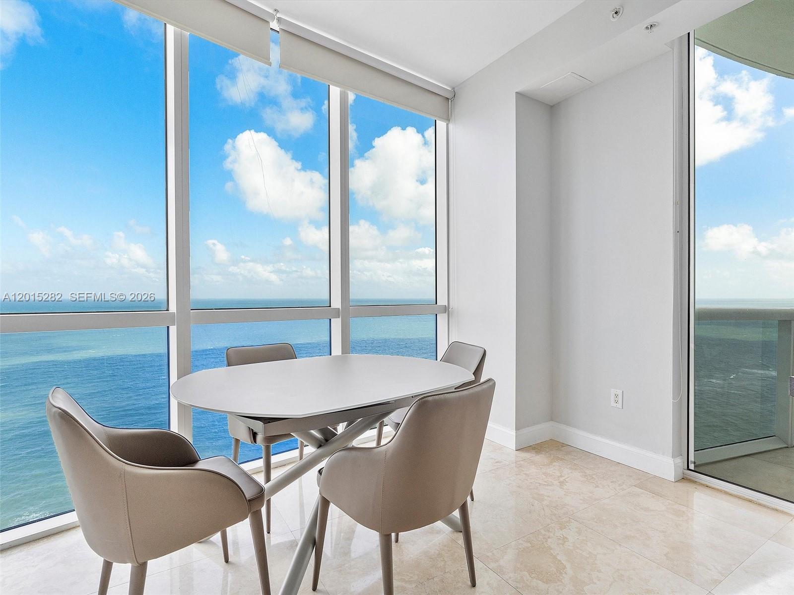 TRUMP ROYALE CONDO - Residential