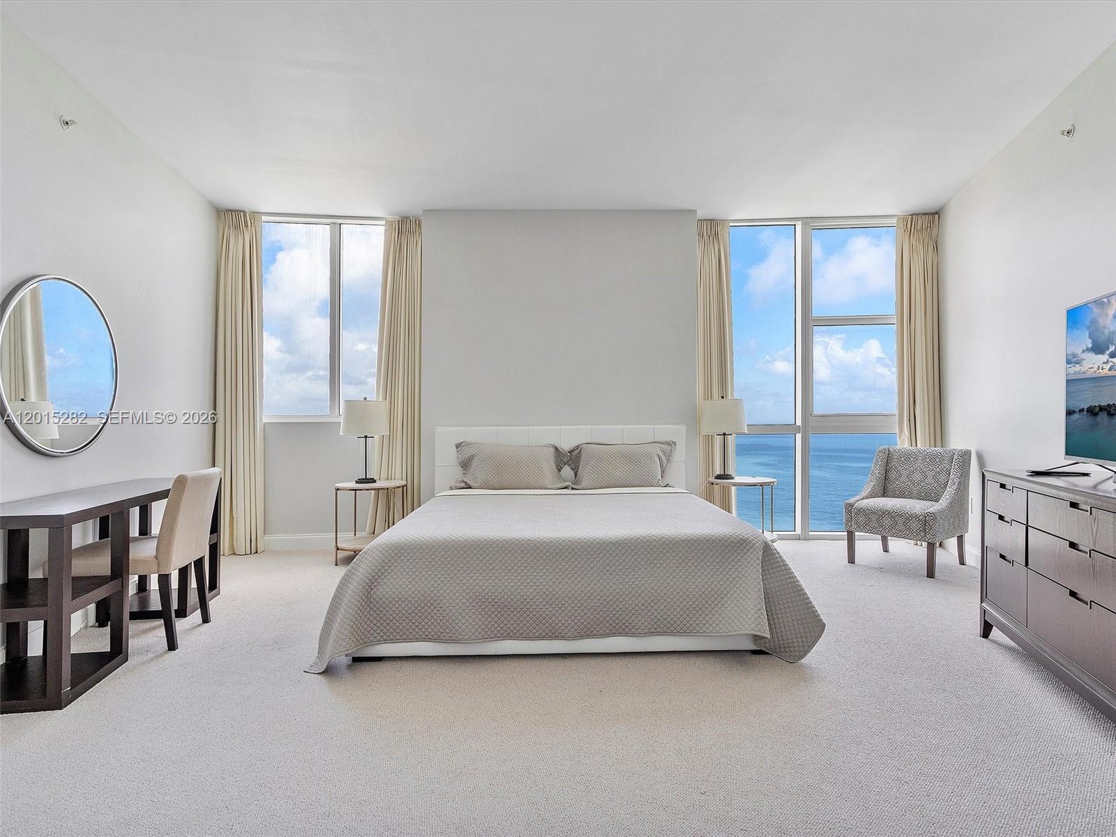 TRUMP ROYALE CONDO - Residential