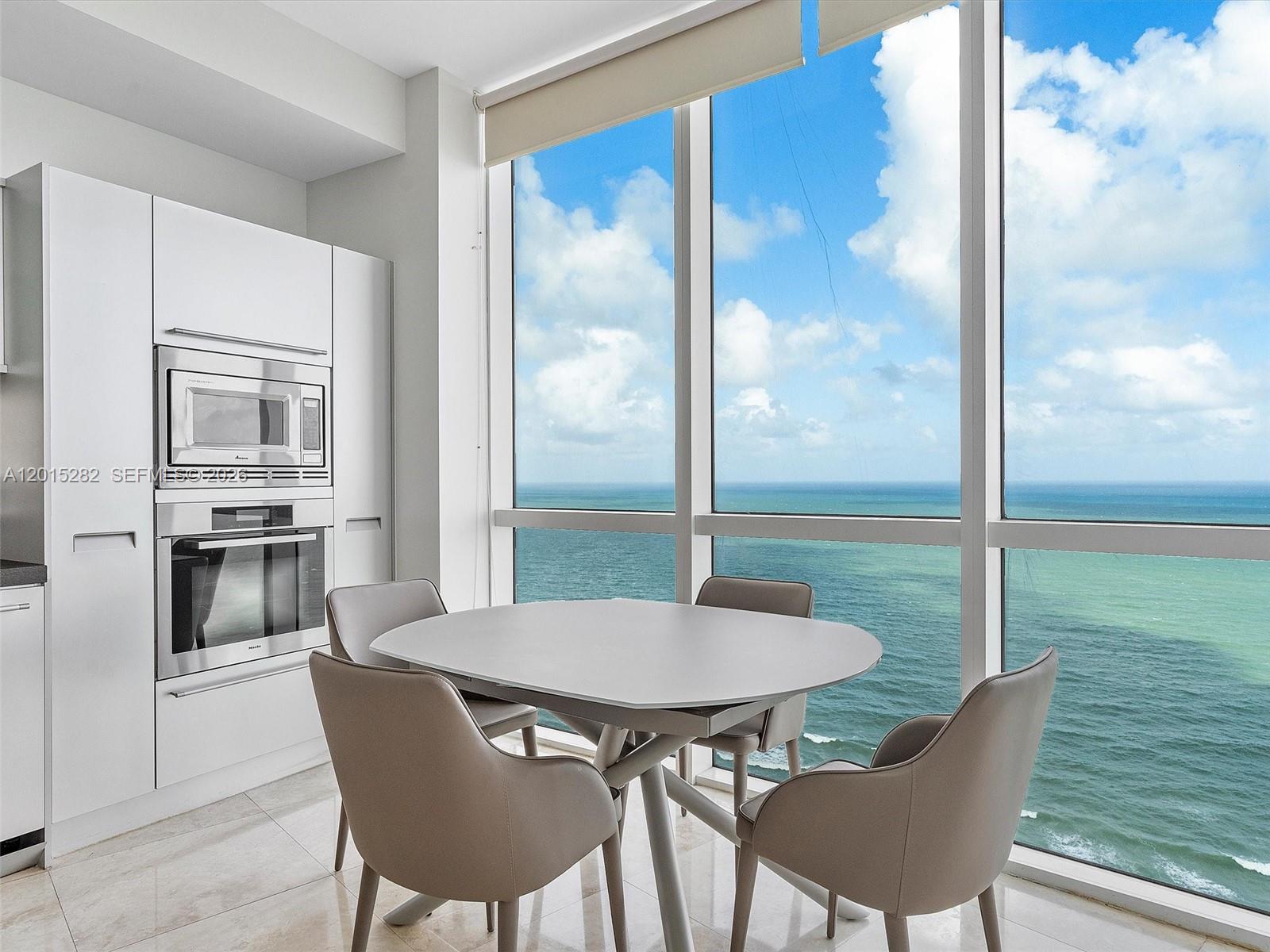 TRUMP ROYALE CONDO - Residential