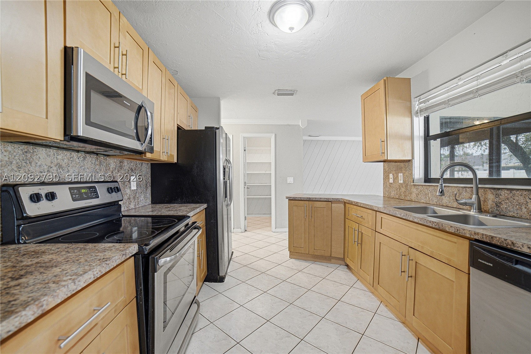 1454 SW 26th Ave