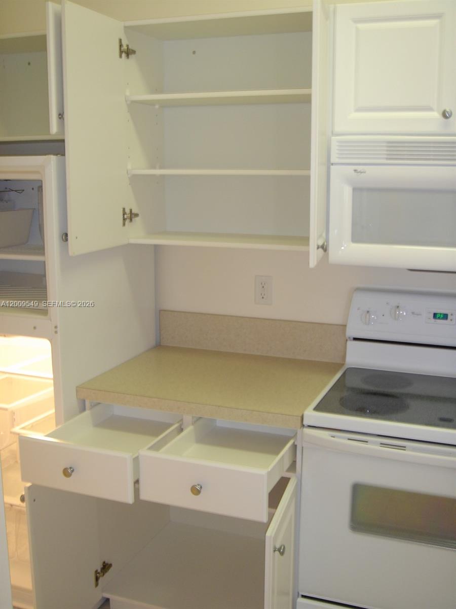 EL-AD VILLAGGIO CONDO BLD - Residential