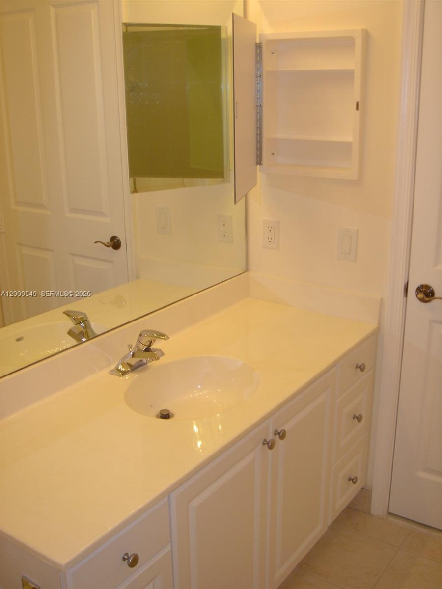 EL-AD VILLAGGIO CONDO BLD - Residential