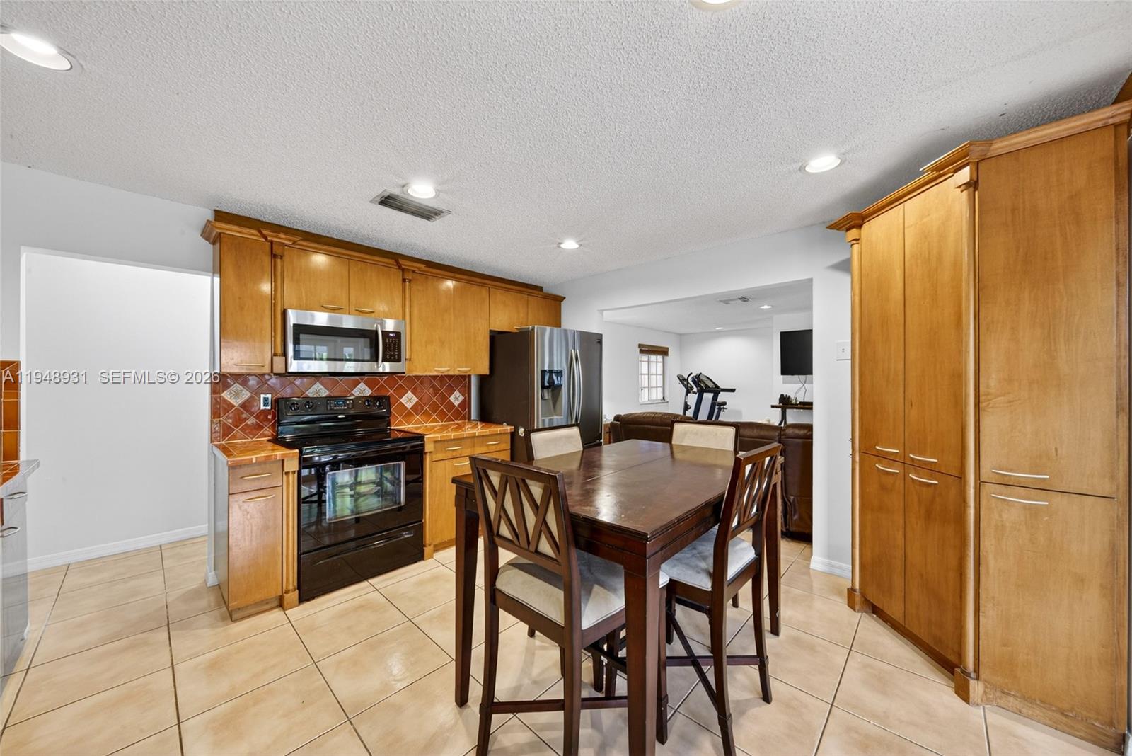 KENDALL TRAILS SUB - Residential