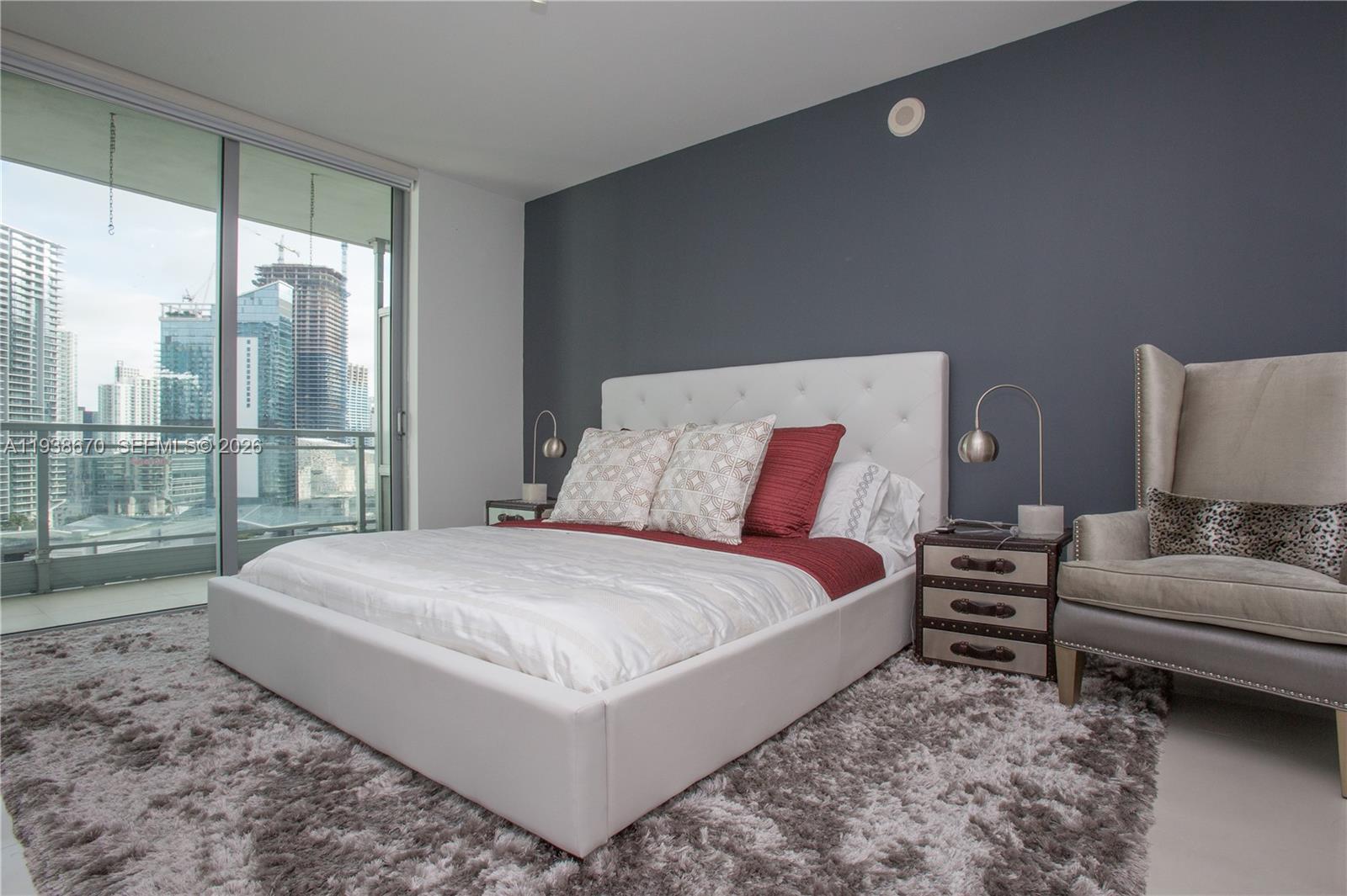 IVY CONDO - Residential Lease