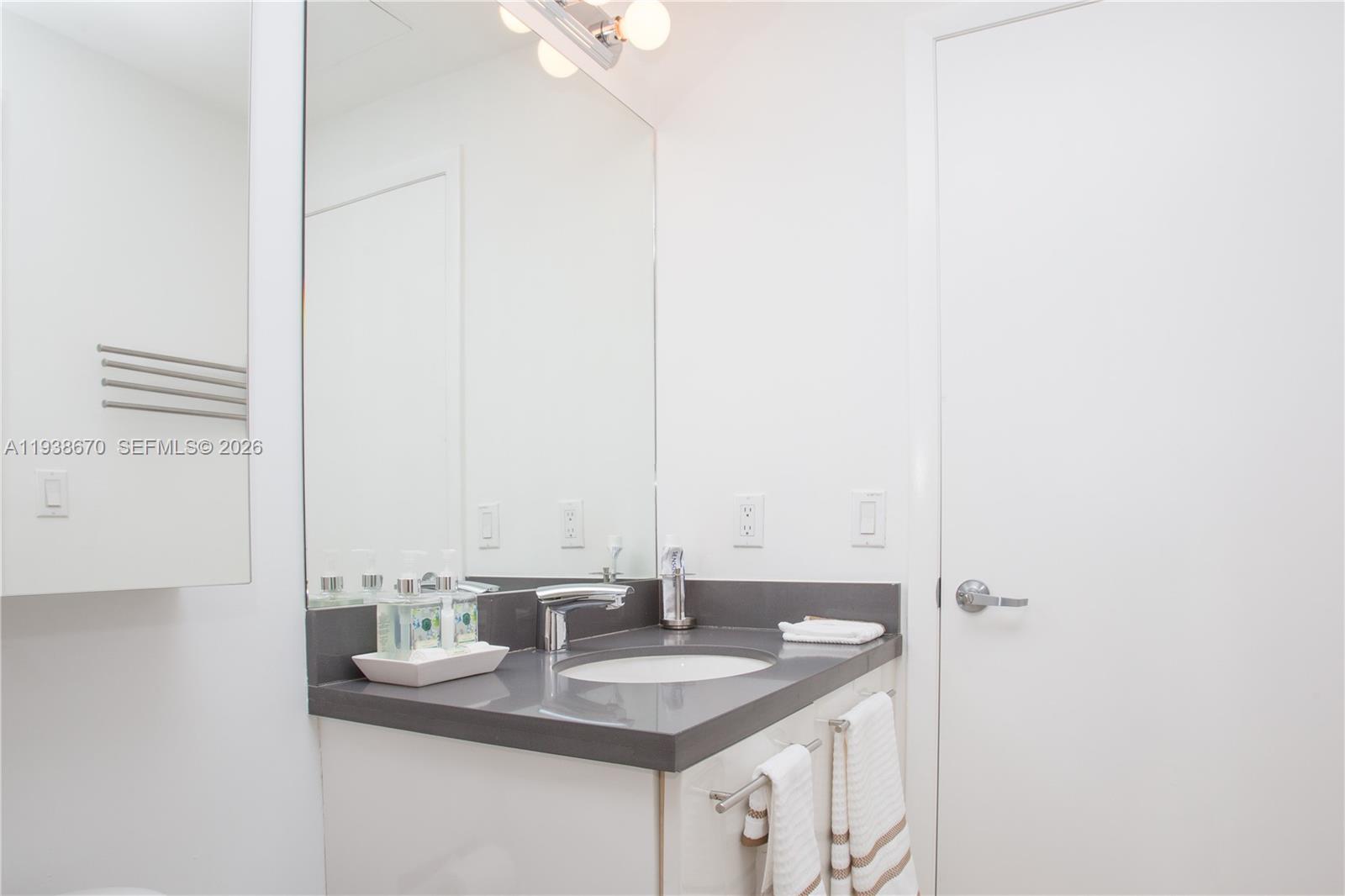 IVY CONDO - Residential Lease