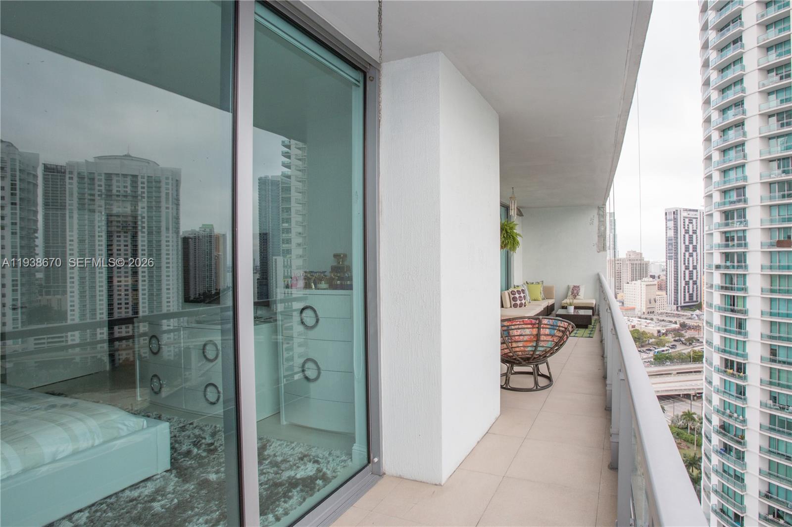 IVY CONDO - Residential Lease