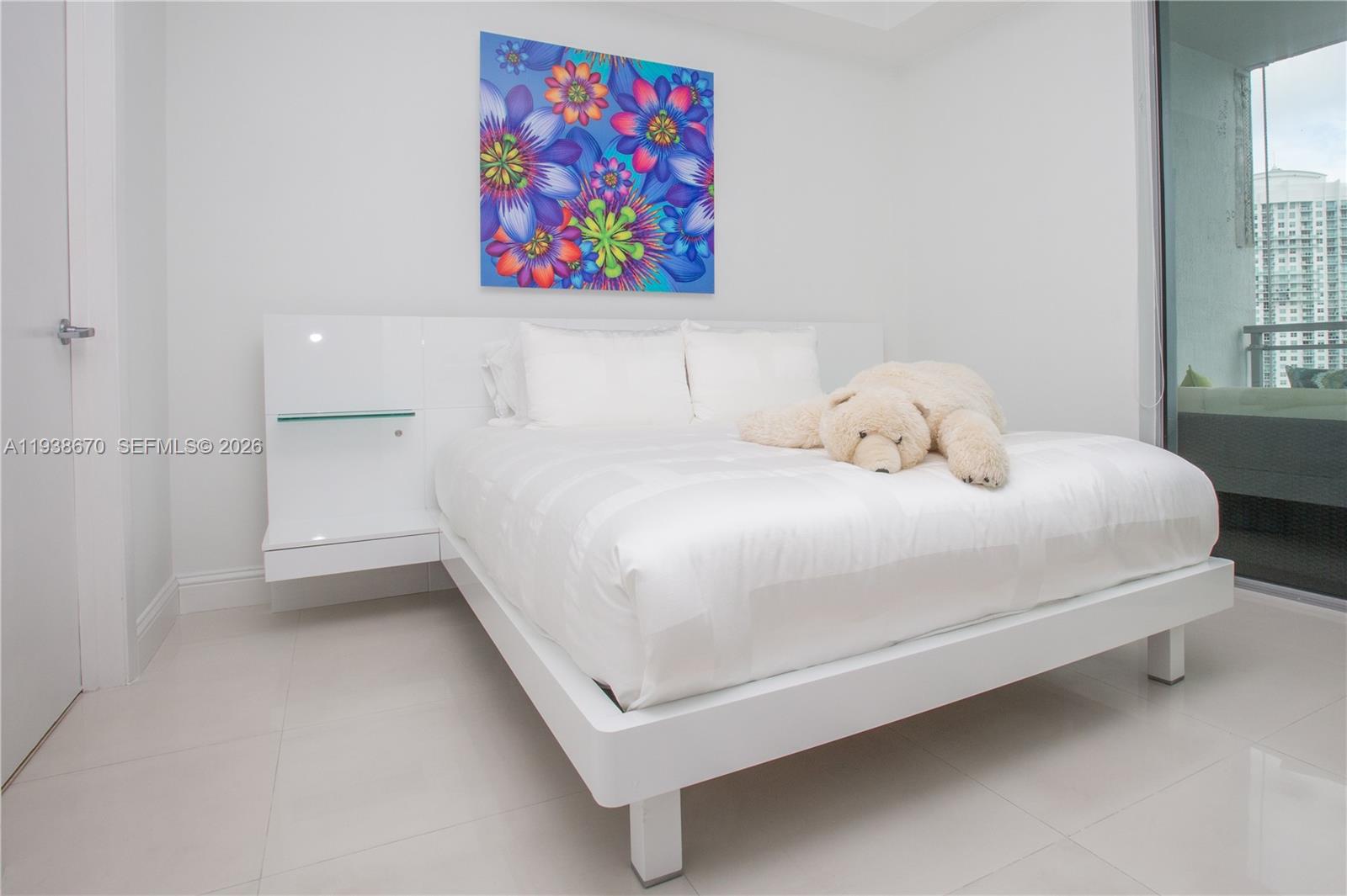 IVY CONDO - Residential Lease