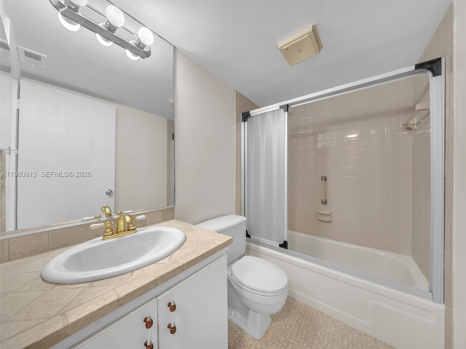 VILLAGES OF ORIOLE DEAUVI - Residential