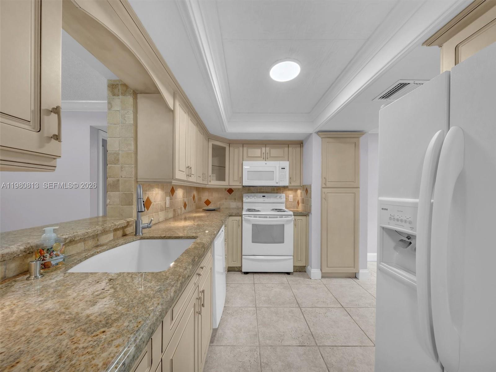 VILLAGES OF ORIOLE DEAUVI - Residential