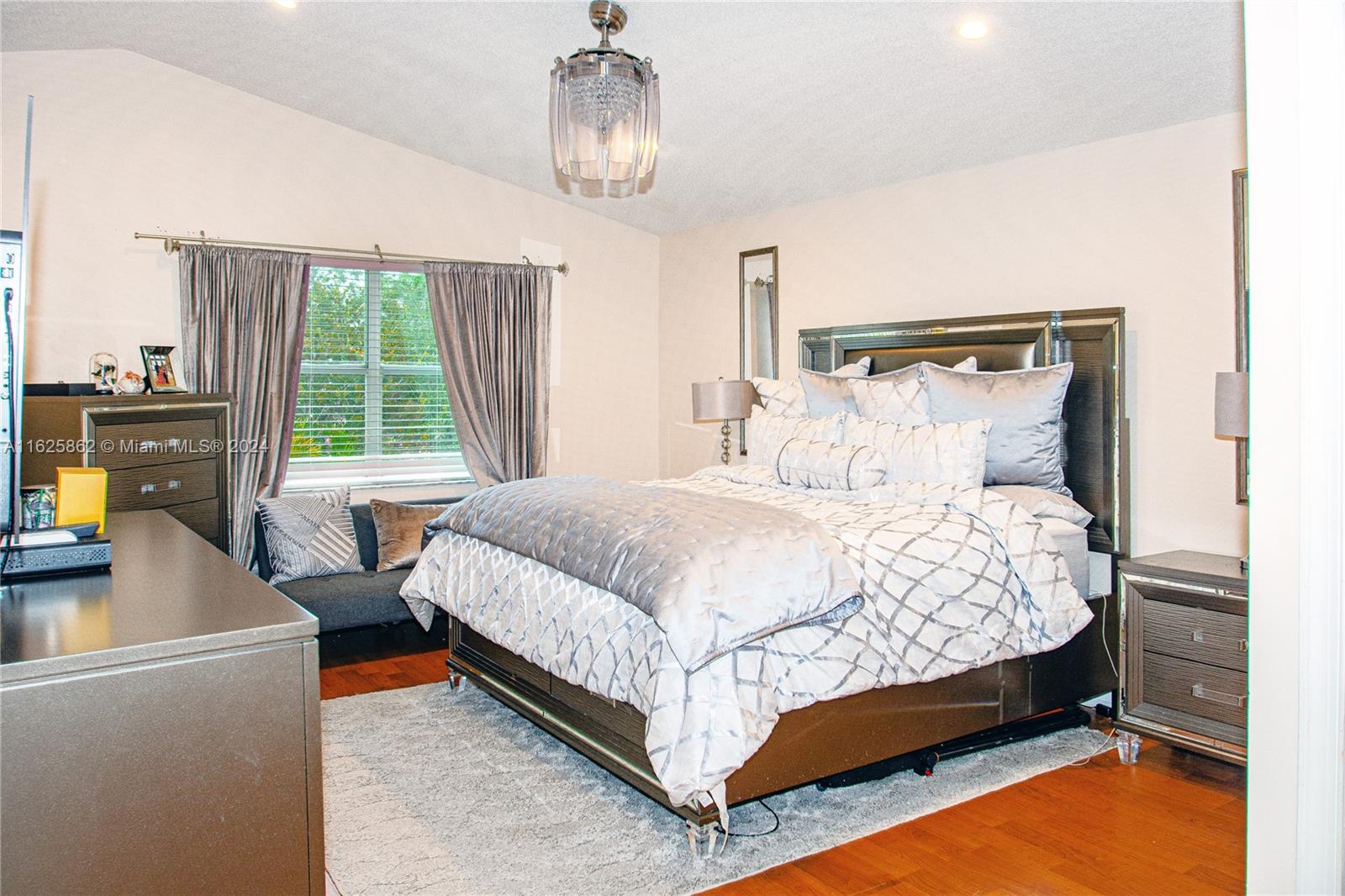 HUNTINGTON SECTION TWO - Residential