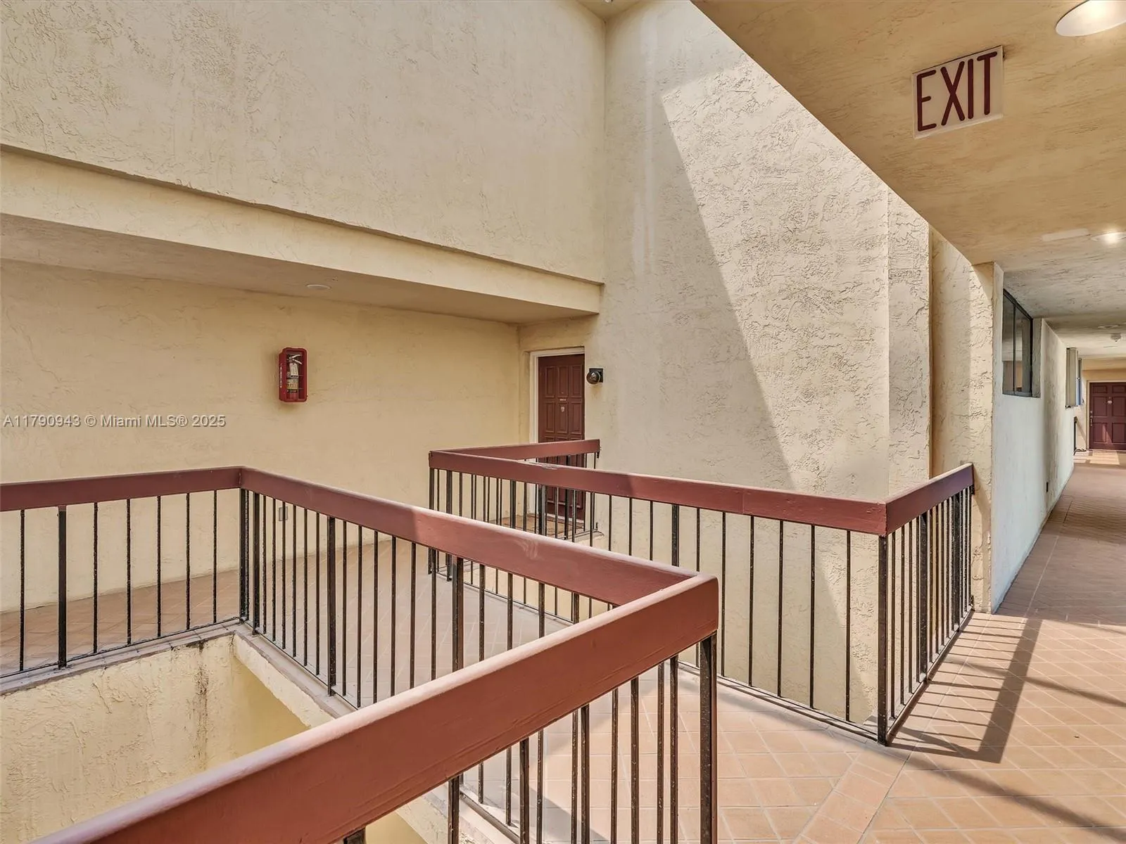 Miami, Florida 33129, United States, 2 Bedrooms Bedrooms, ,2 BathroomsBathrooms,Residential,Active,123746