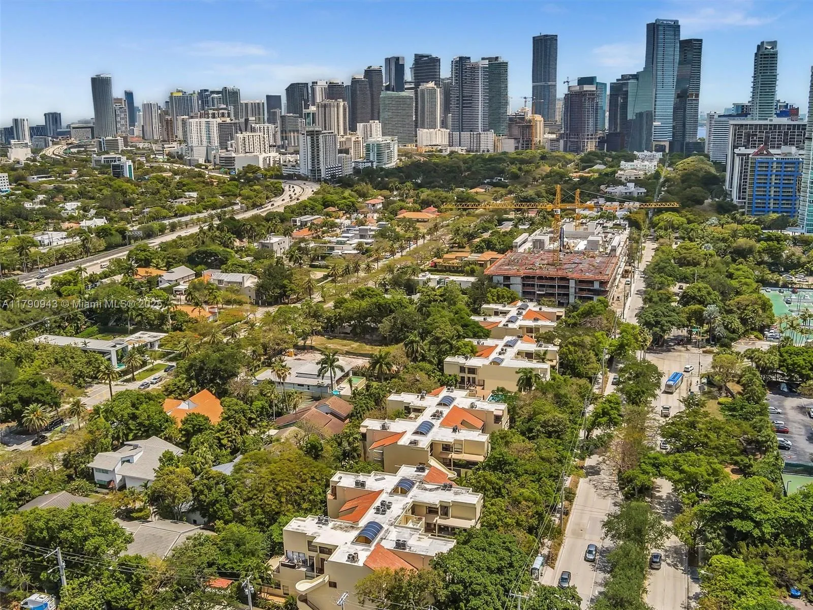 Miami, Florida 33129, United States, 2 Bedrooms Bedrooms, ,2 BathroomsBathrooms,Residential,Active,123746