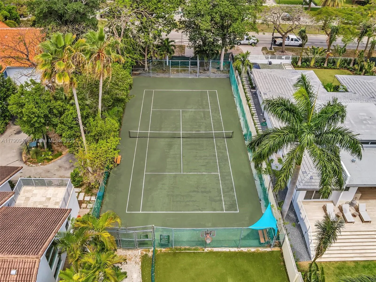 Miami, Florida 33129, United States, 2 Bedrooms Bedrooms, ,2 BathroomsBathrooms,Residential,Active,123746