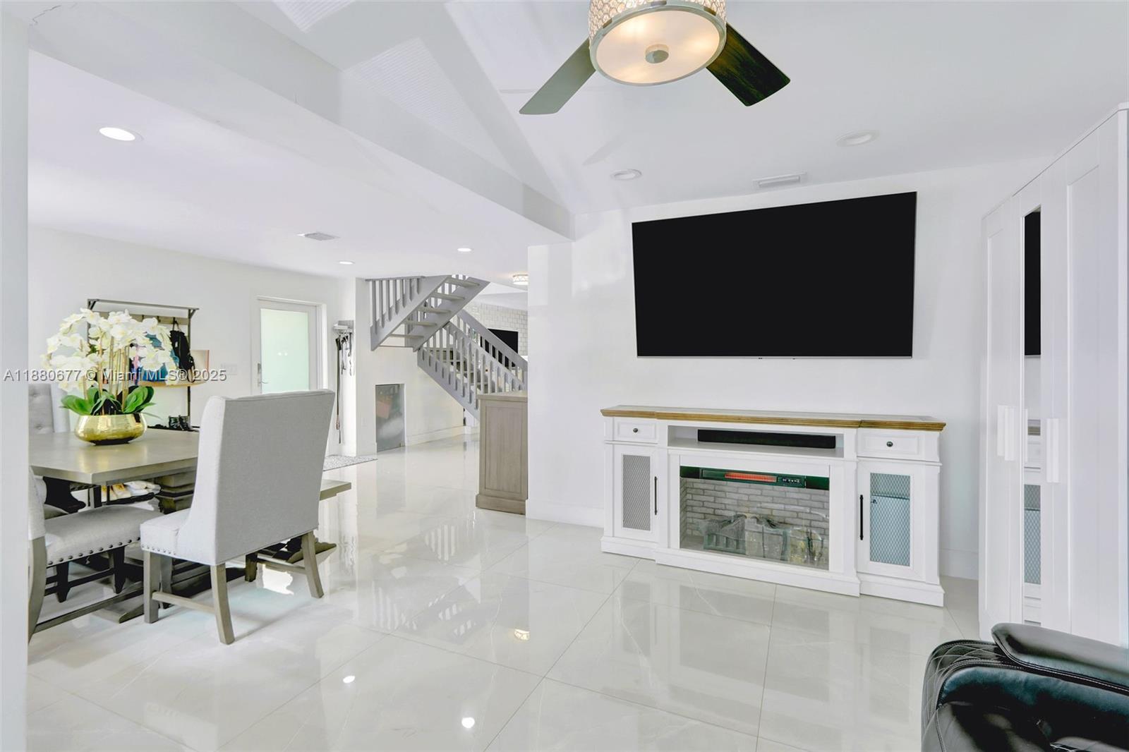 DEERWOOD PART IV - Residential