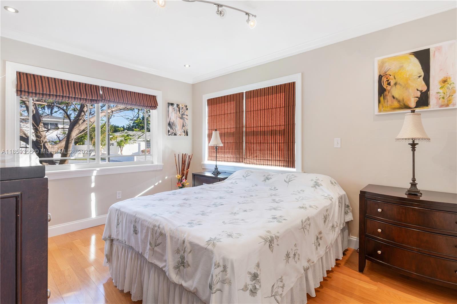 GOLDEN SHORES OCEAN BLVD - Residential