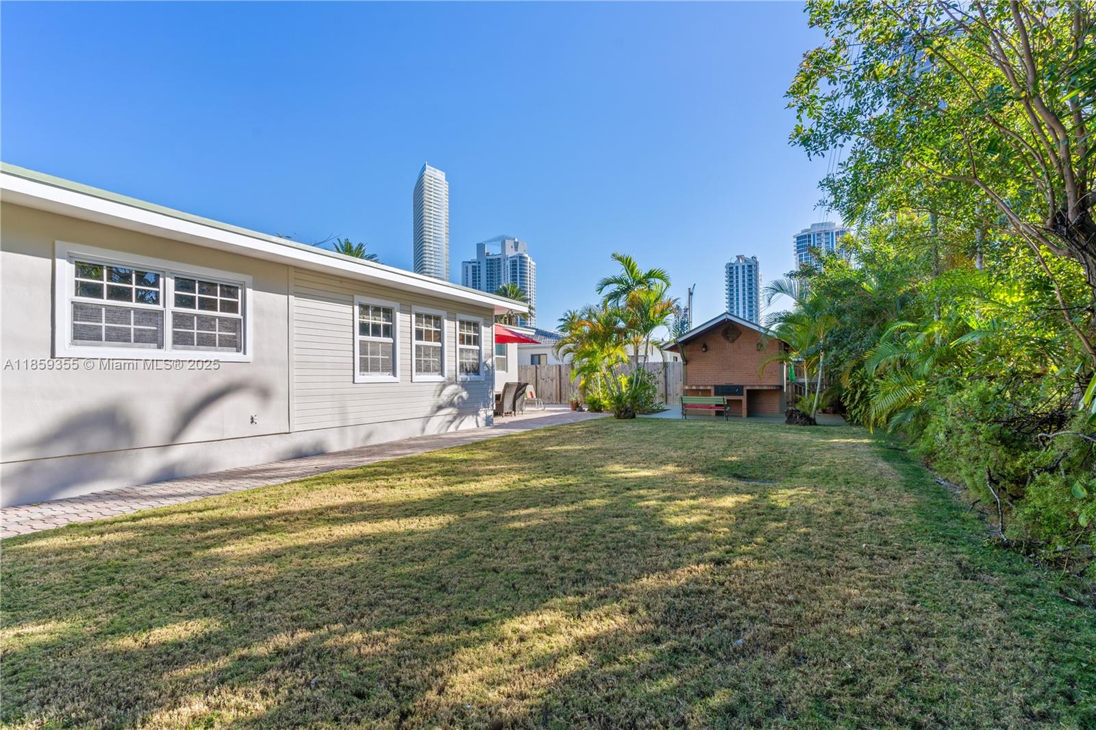 GOLDEN SHORES OCEAN BLVD - Residential