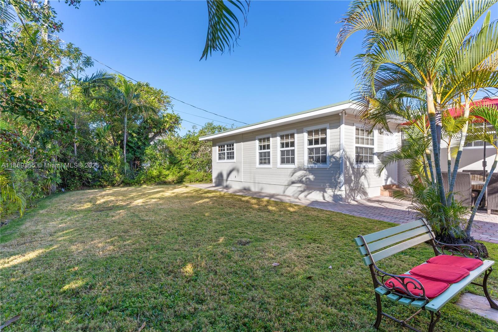 GOLDEN SHORES OCEAN BLVD - Residential