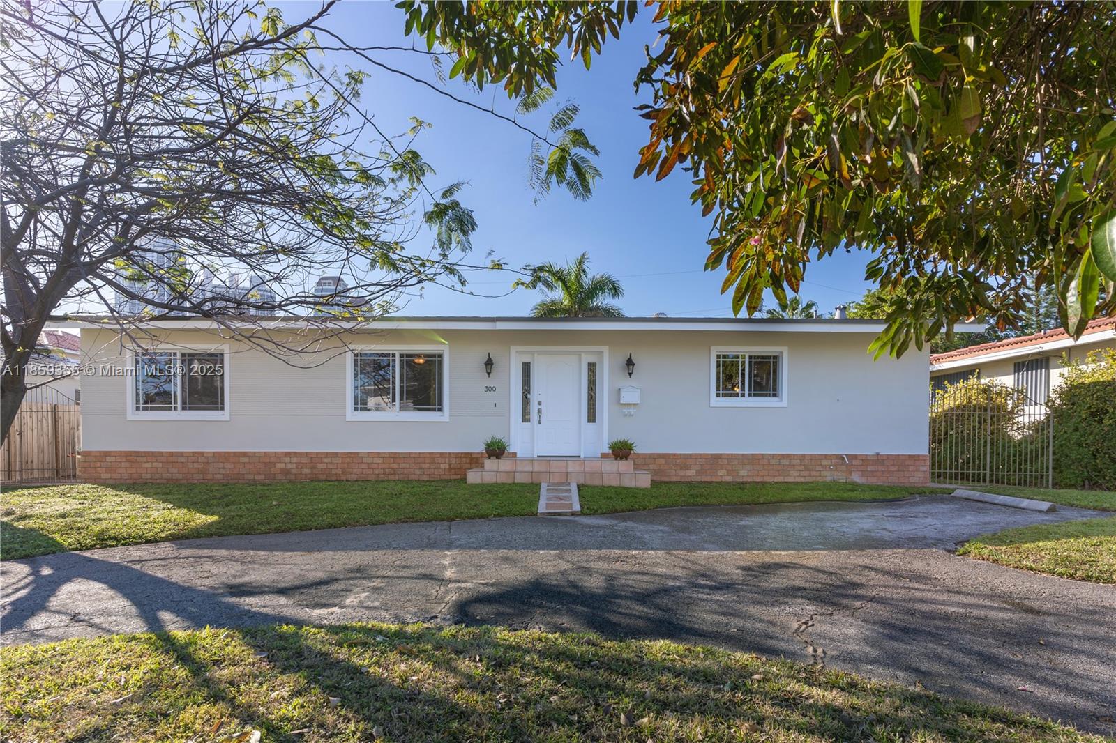 GOLDEN SHORES OCEAN BLVD - Residential