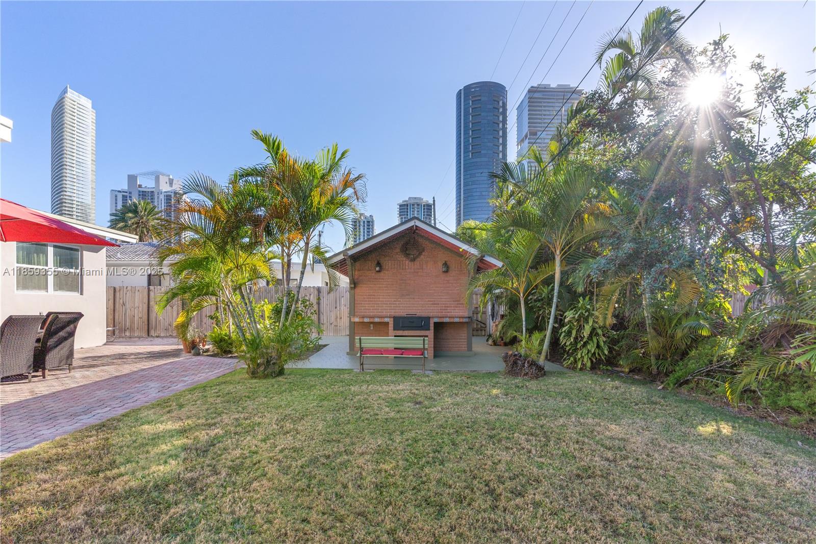 GOLDEN SHORES OCEAN BLVD - Residential