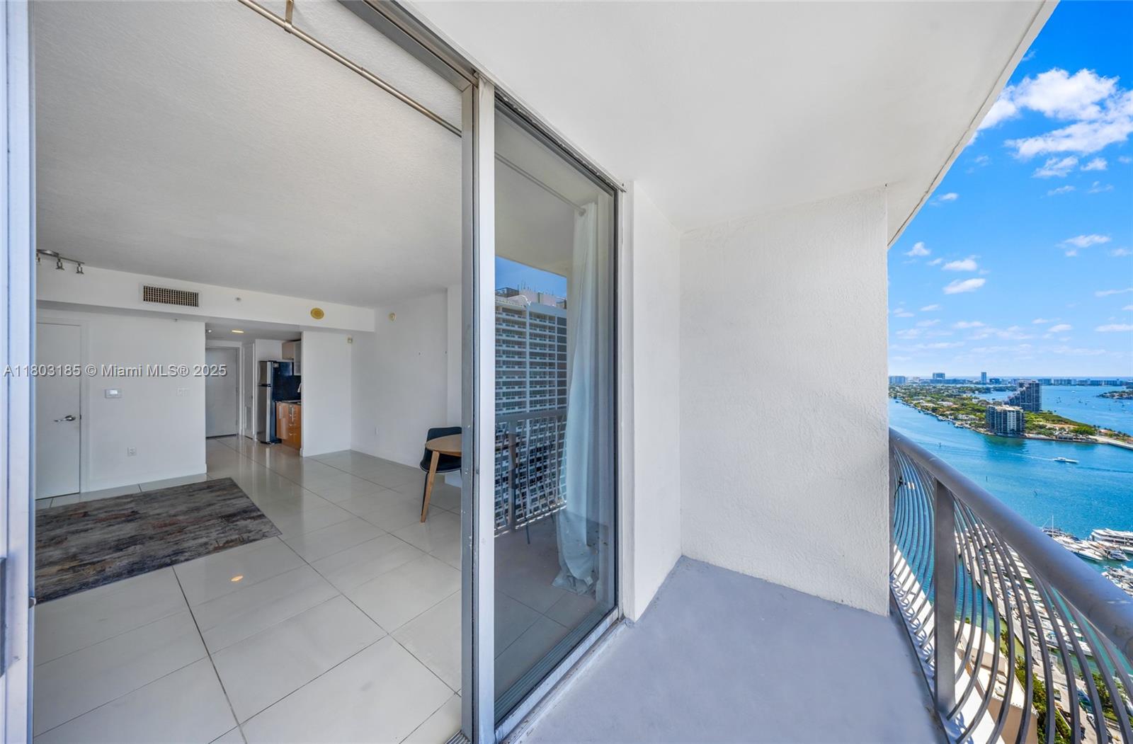 OPERA TOWER CONDO - Residential