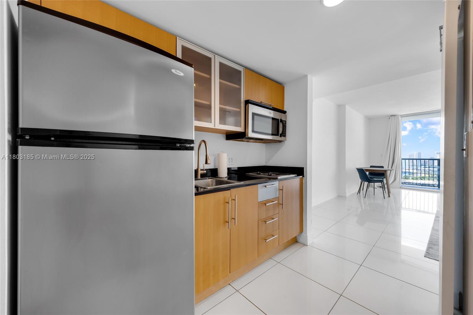 OPERA TOWER CONDO - Residential