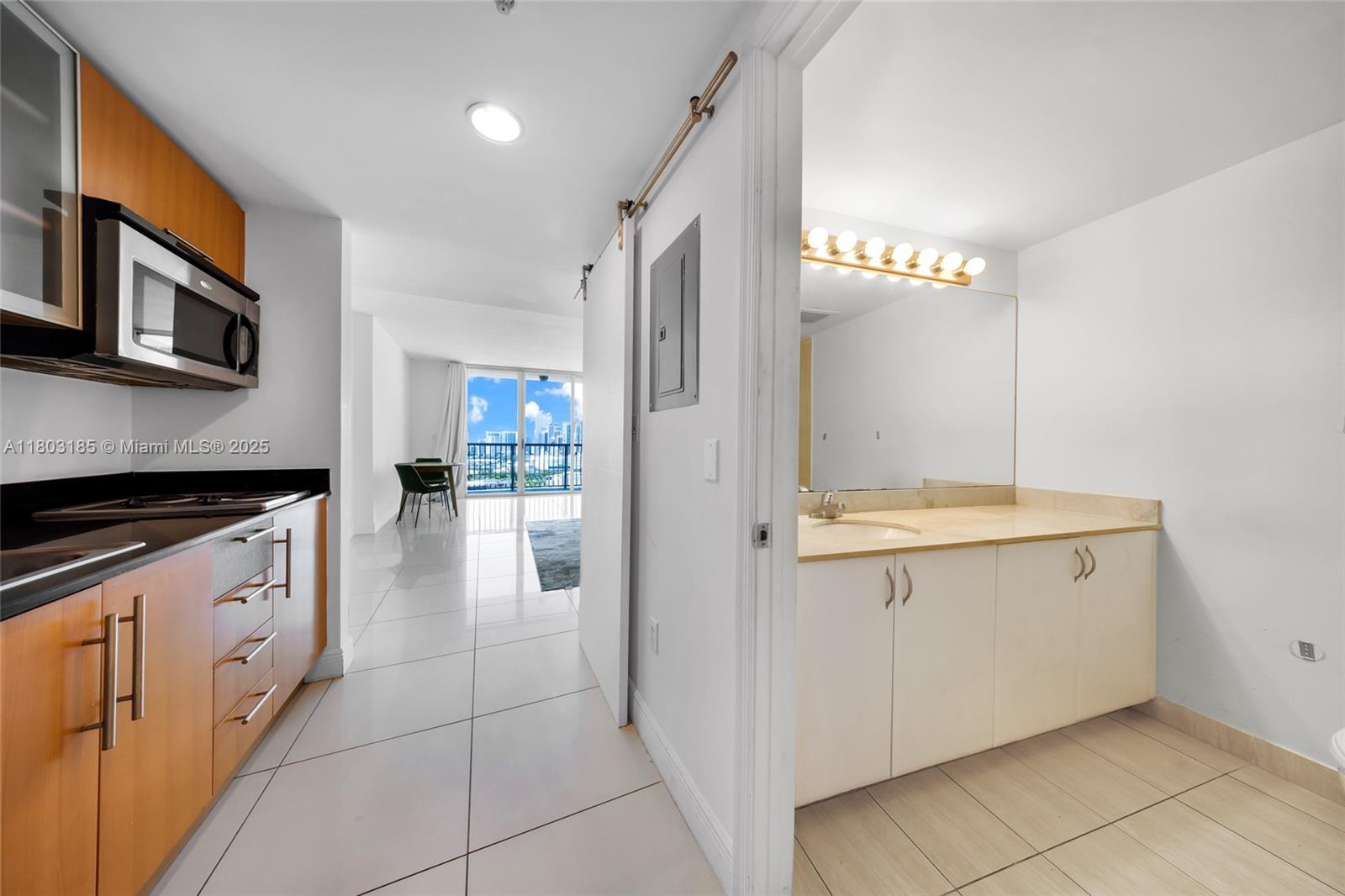 OPERA TOWER CONDO - Residential