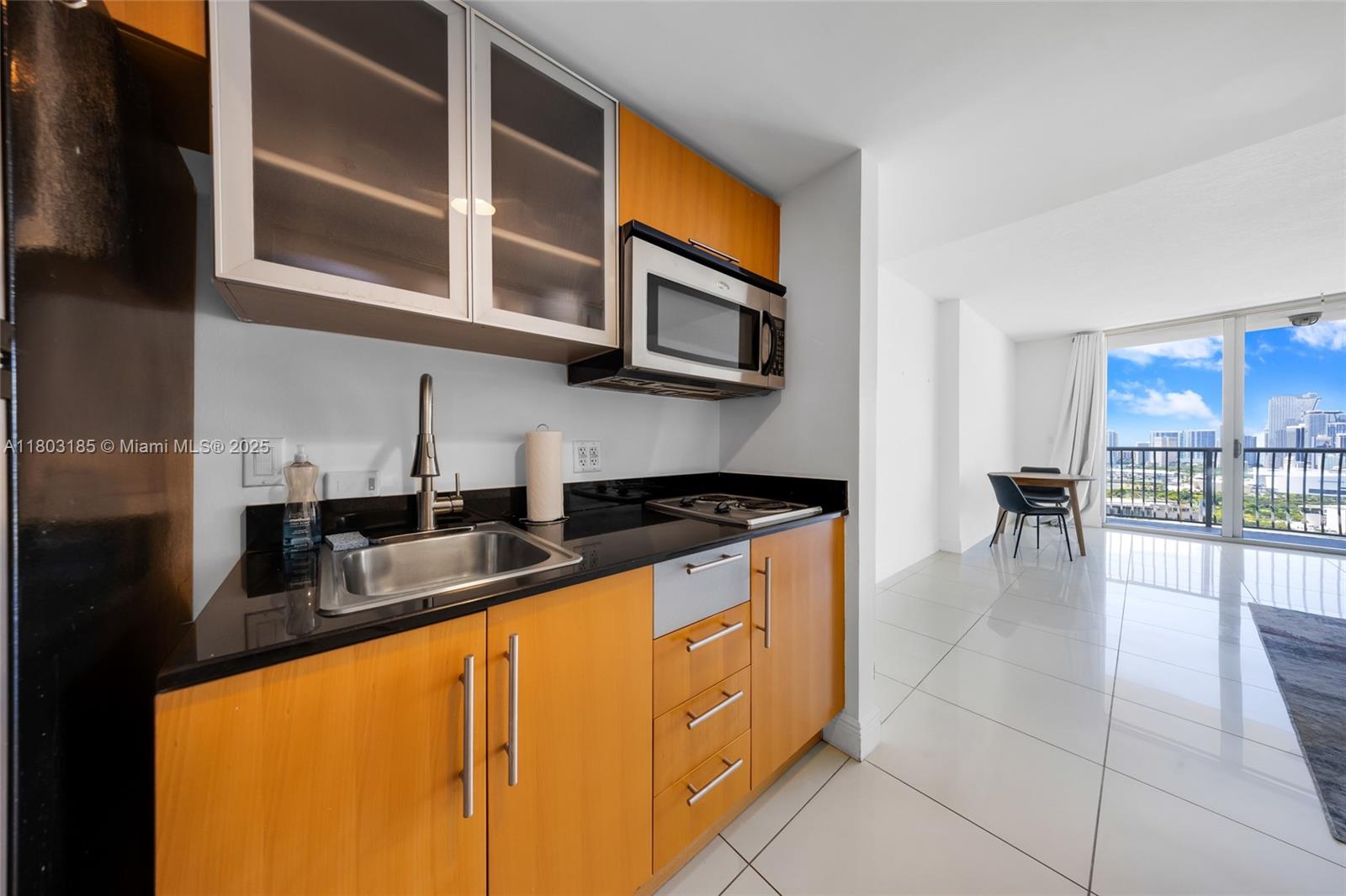 OPERA TOWER CONDO - Residential