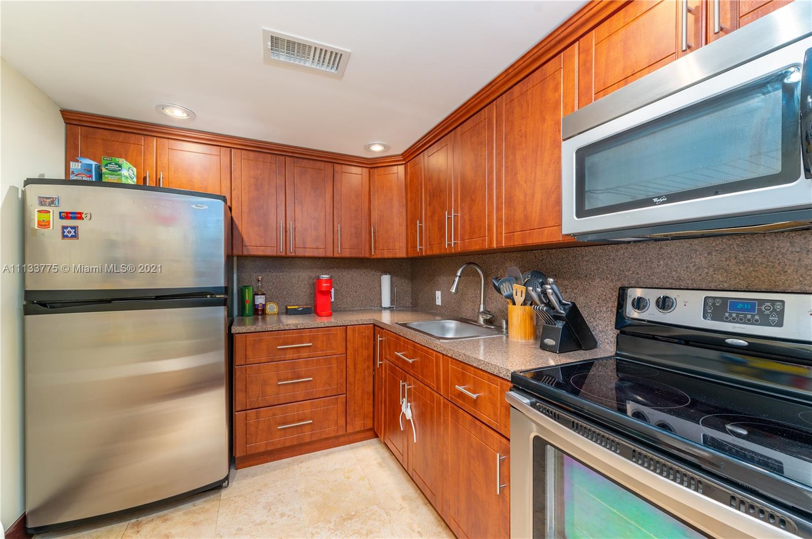 AVENTURA ELDORADO CONDO - Residential