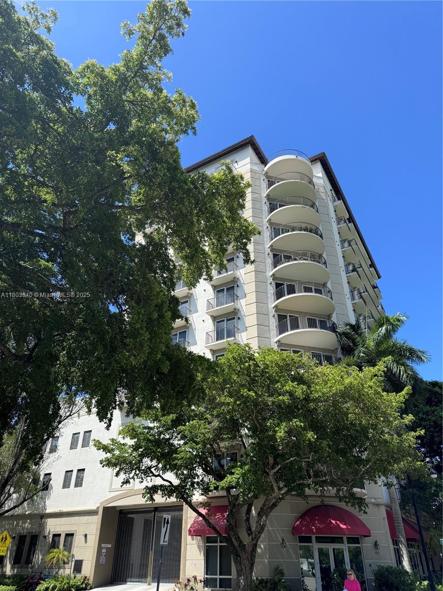 Rental Property at 2701 Sw 3rd Ave 403, Miami, Broward County, Florida - Bedrooms: 2 
Bathrooms: 2  - $3,600 MO.